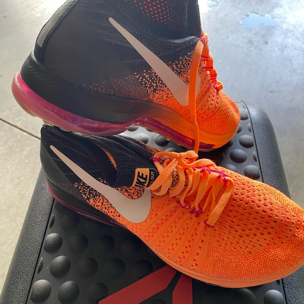 Nike Women's Orange and Black Athletic Shoes
